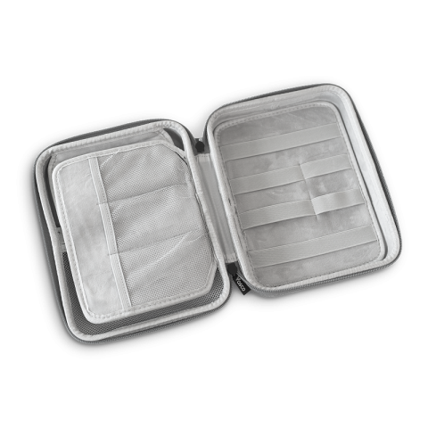 Portable charging gear case